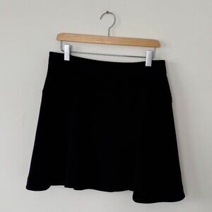 EXPRESS Ladies 12 Black Short Flare Skirt Lined With Back Zip